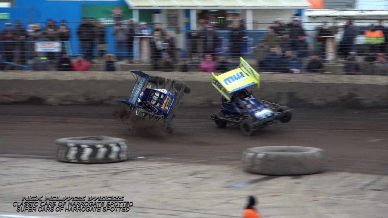 TSR LAST MEETING OF 2025 AND THESE ARE THE BRISCA F2 STOCKCARS - WHITES AND YELLOW RACE AND HEAT 1