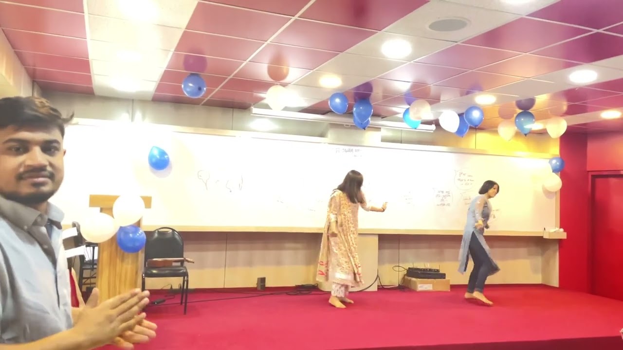 Dance on Gallan Goodiyan and London Thumakda by Sushmita and Meee, Intern Diaries