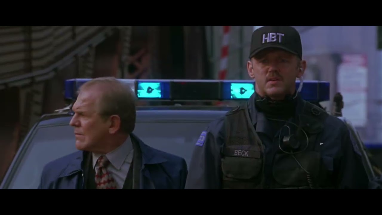 The Negotiator 1998 Swat teams surround the Office building scene