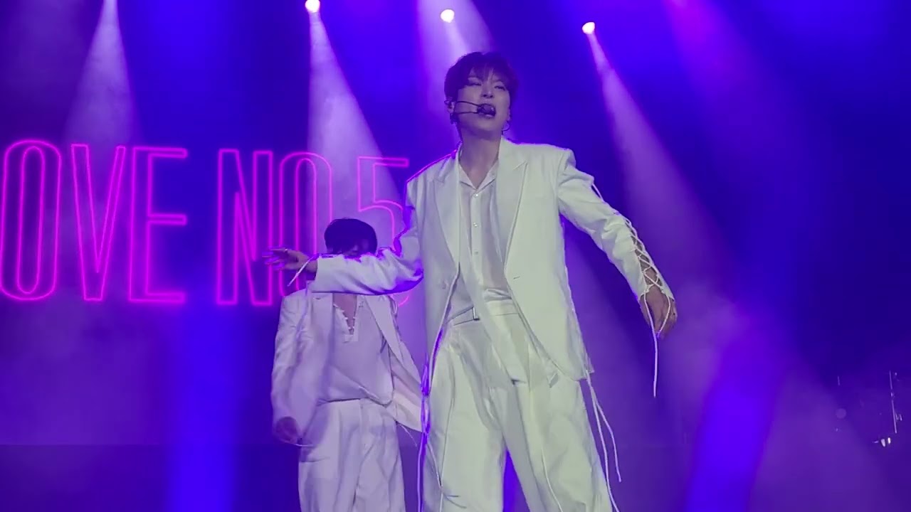 SF9 Love no. 5 19.10.2025 Warsaw Love Dawn 