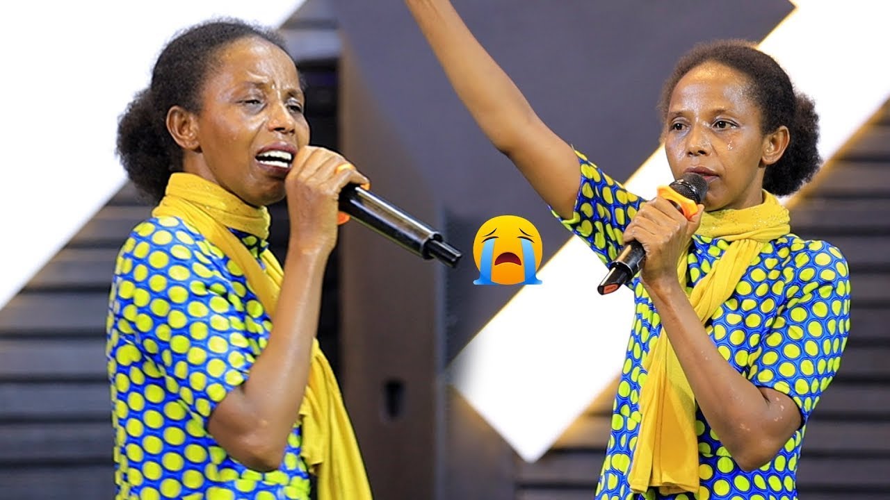 Ayiwee😭NAROZWE N'UMUNTU TUBANA MUNZU/NARI NAHUMYE AMASO UBUHAMYA BUGUSUBIZAMO IBYIRINGIRO