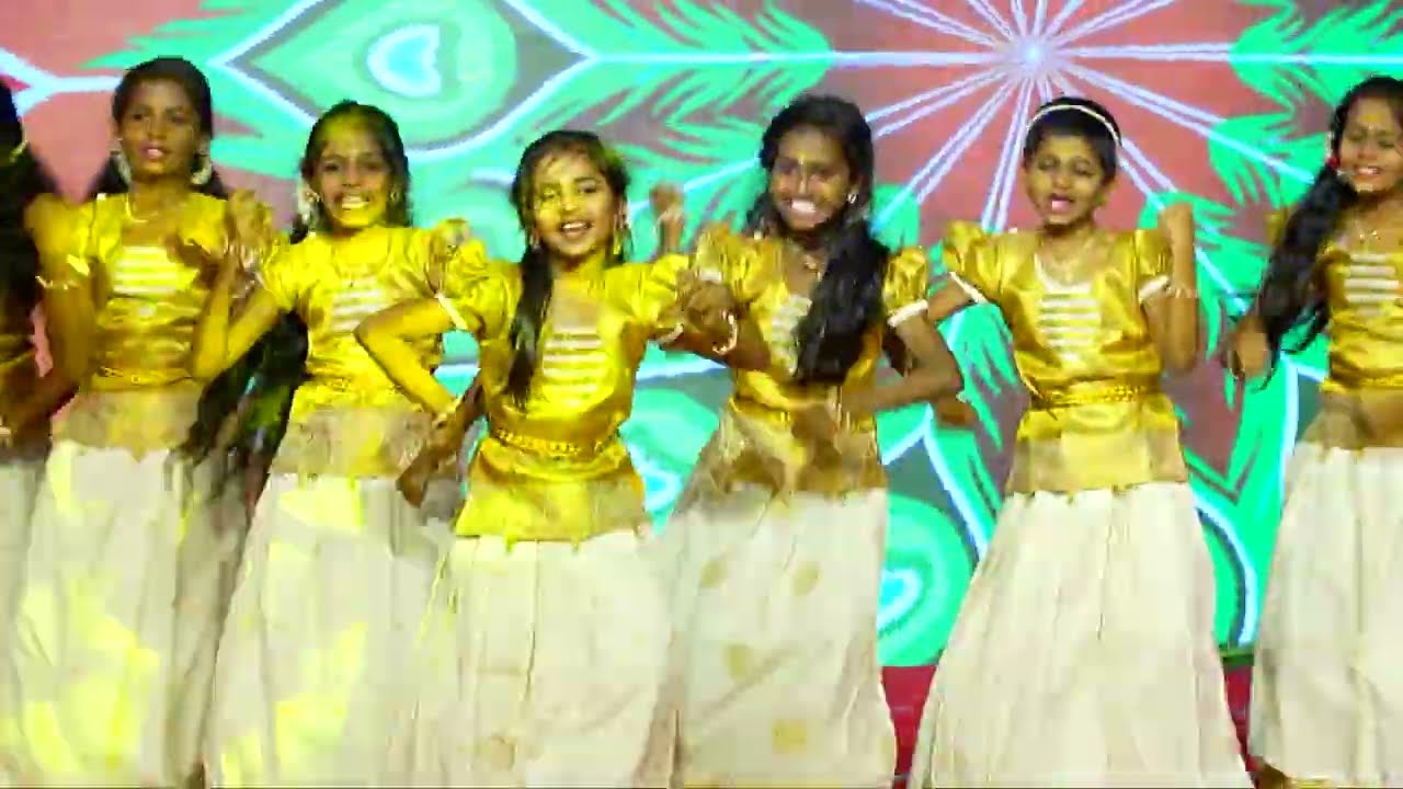 07 AKT GIRLS SCHOOL (III - V) KERALA DANCE