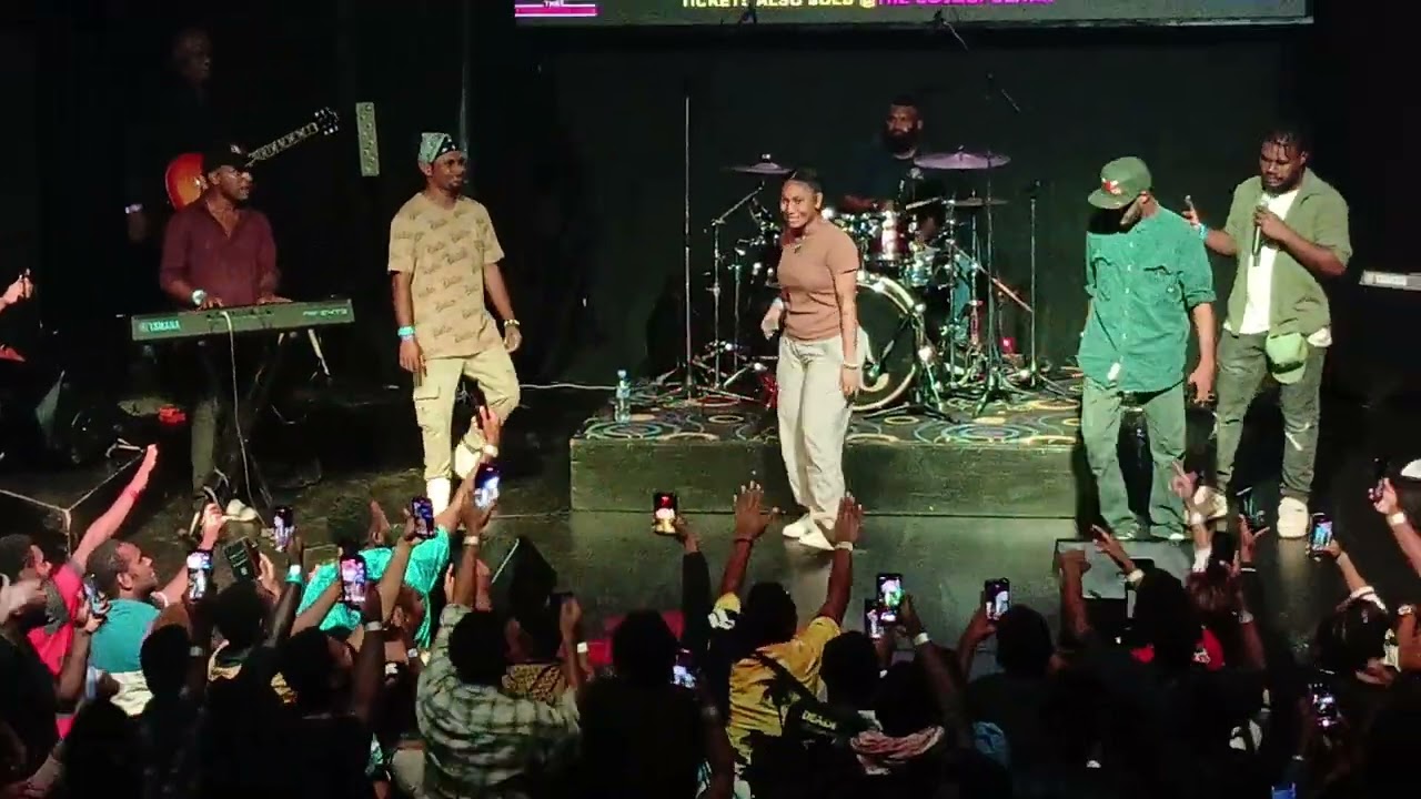Flunky - Gallery (Live Performance) feat Faithy