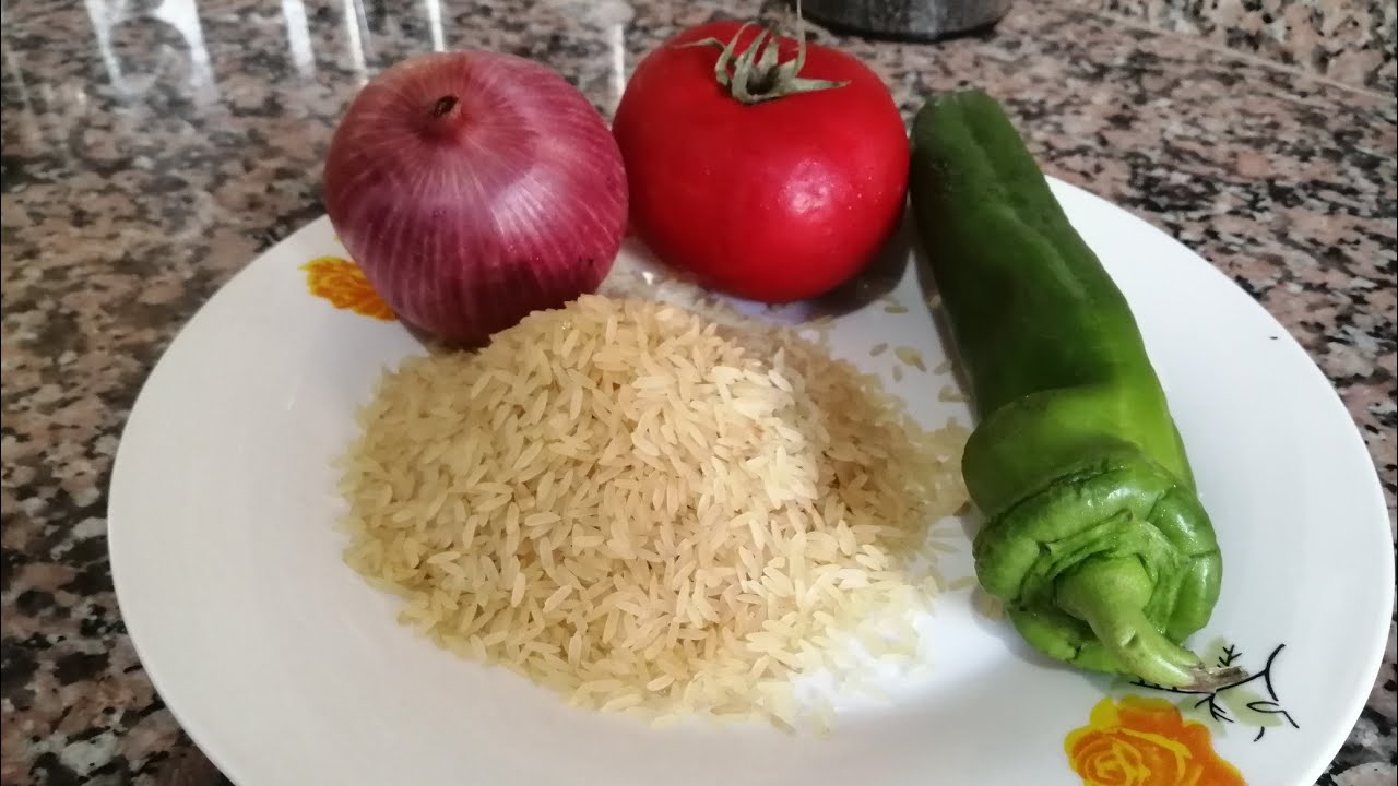 الى عندك هاد المكونات دخلي شوفي الفيديو/فكرة عشاء سهلة و سريعة /ارز بالفلفل الاخضر rawz blkhodra