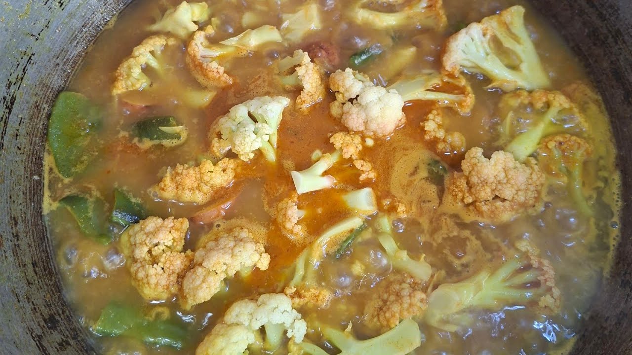 লাউশাক লালশাক সবজি দিয়ে রুই মাছ রান্না করবো