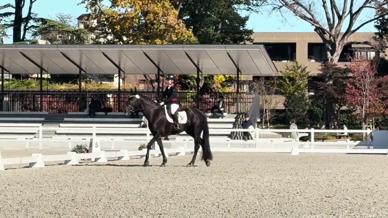 令和7年度関東学生馬術自馬大会　女子馬場馬術競技　2年　大久保蘭子　桜望