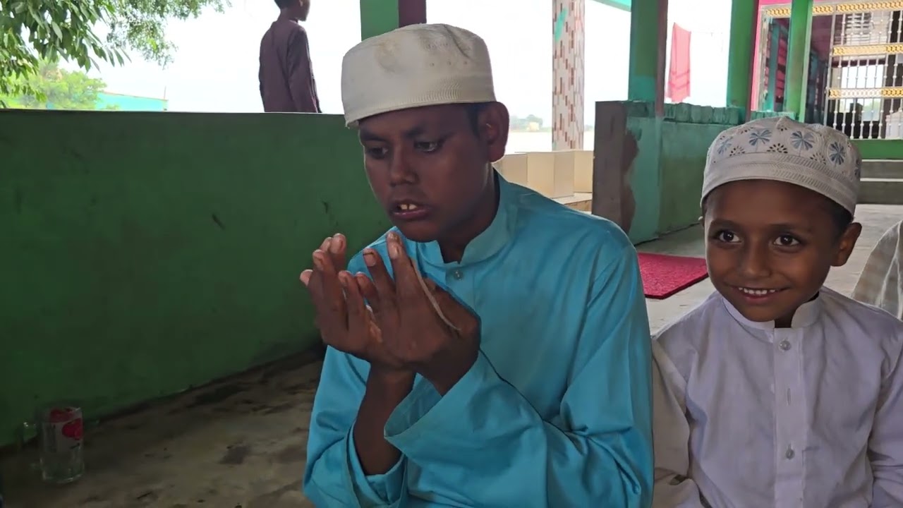 কোরিয়া প্রবাসী এক ভাইয়ের পক্ষ থেকে, আনোয়ার মামা, রিফাত, তোতা ভাই,রাকিবের জন্য হাদিয়া।