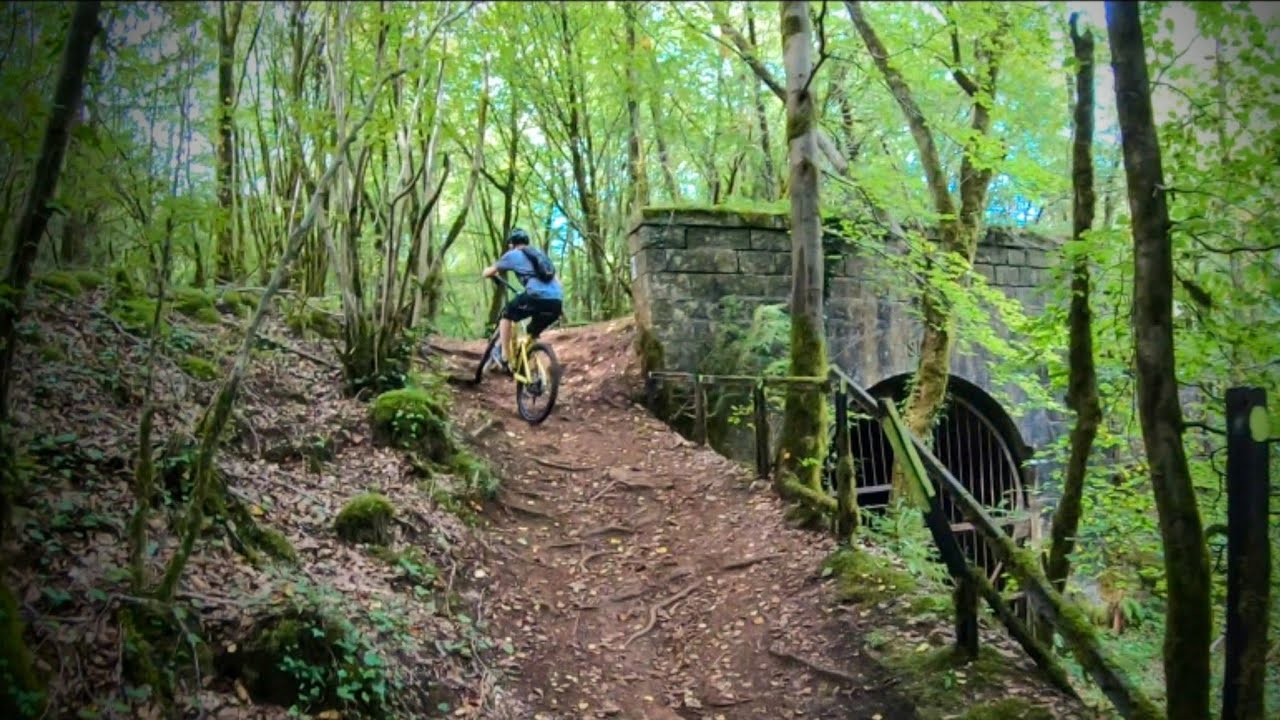 VTT REDROCK Mountain bike trail Luxembourg: ELLERGRONN29km 550D+ avec les copains 🤙🏼🏴‍☠️😜