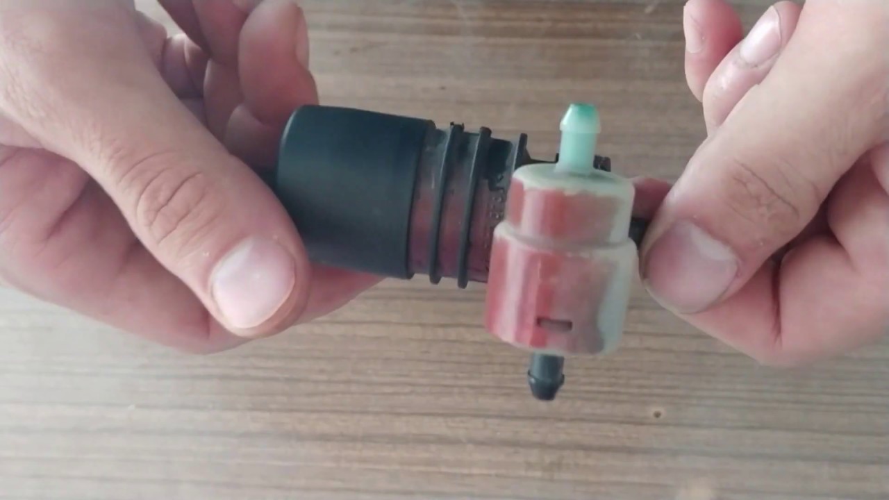 Reparar bomba de agua limpiaparabrisas vw golf v