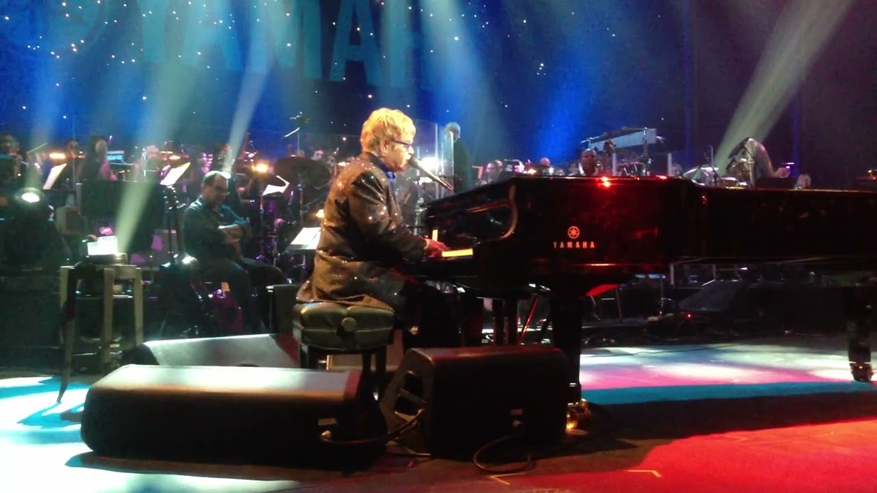 Sir Elton John #eltonjohn performing at #NAMM2013 