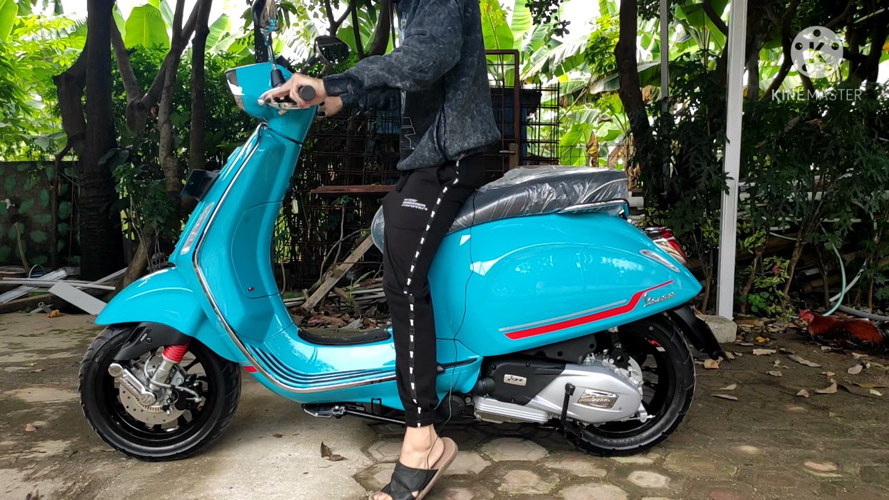 Review Vespa sprint 2021 Blue Audece