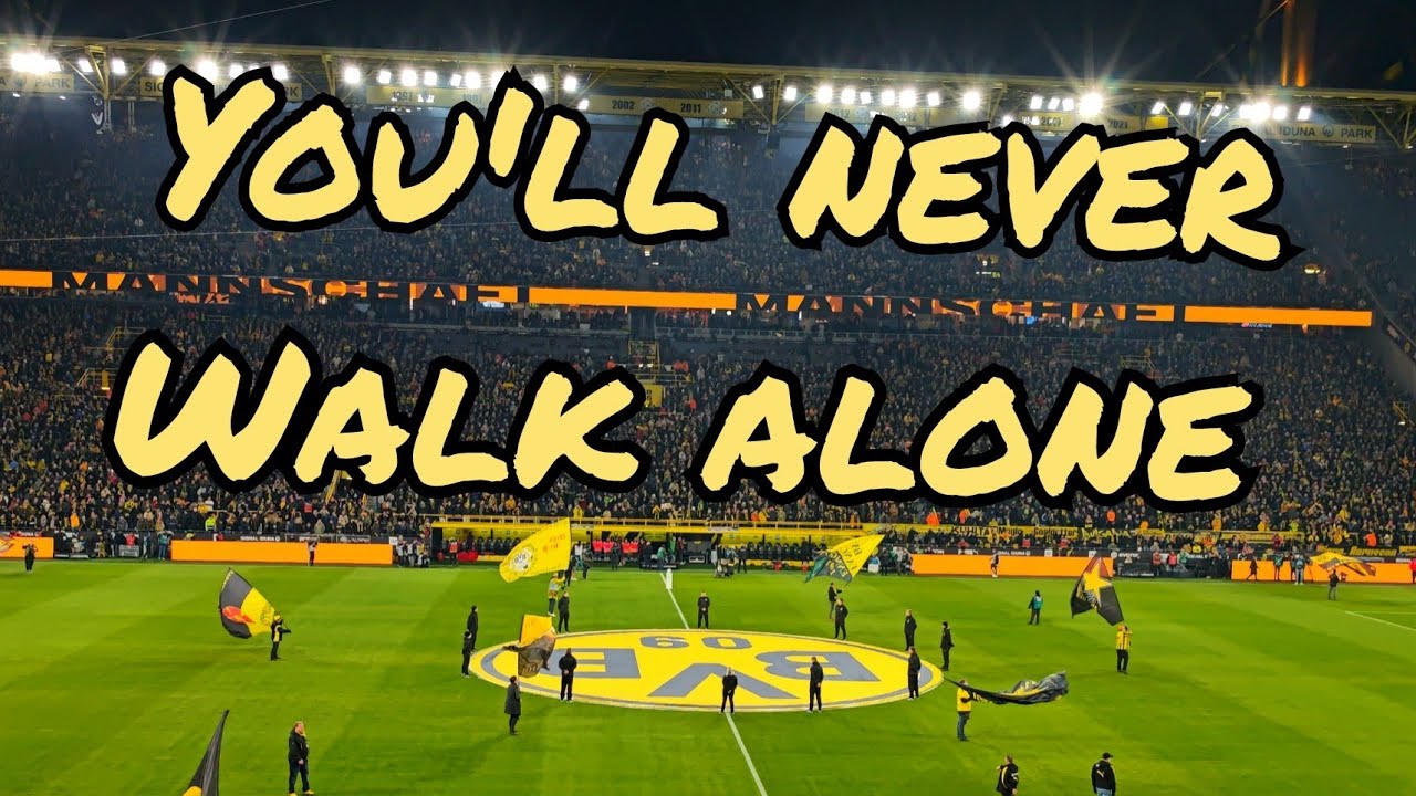70.000 Dortmund Fans singen 