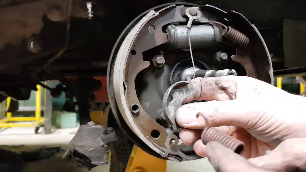 5 minute R, S and Ap5 Chrysler Valiant drum brake upgrade
