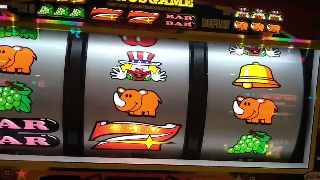 初めて、ランプ周りのキャラクター!!点灯💡しました〜🤣 ツノッチ？リプレイのね〜🤣 沢山いるんですね〜 まだ🎰止められない病ですみません 緊張しすぎ💦　ジャグラーガールズSS  アイムジャグラーＥＸ