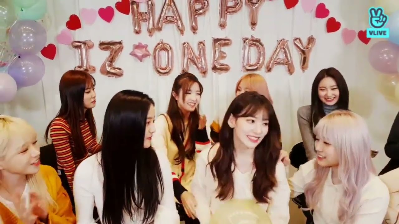 [ENG SUB] (IZ*ONE VLIVE) Oct 29, 2019 - HAPPY IZ*ONE DAY💕
