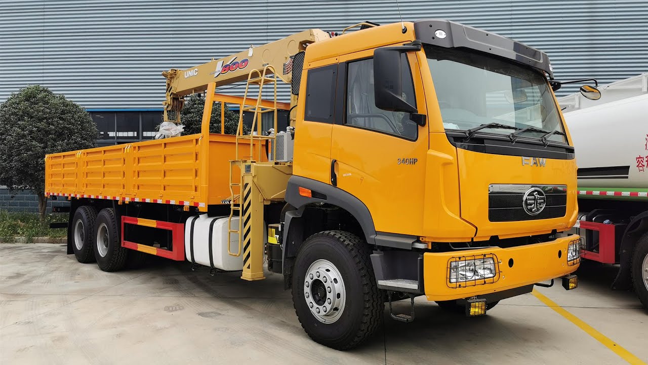 FAW 6×4 crane truck with UNIC V800 telescopic boom crane on promotional