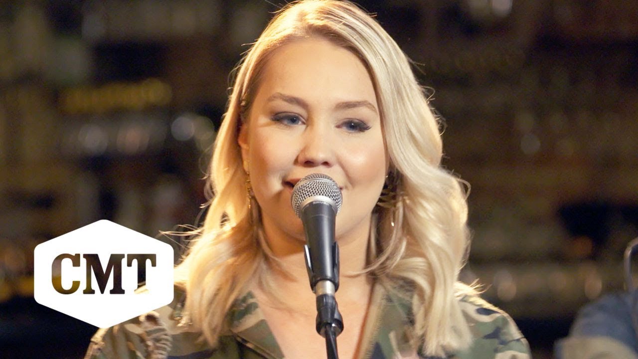 RaeLynn Performs “Camo” | Hometown Heroes | CMT