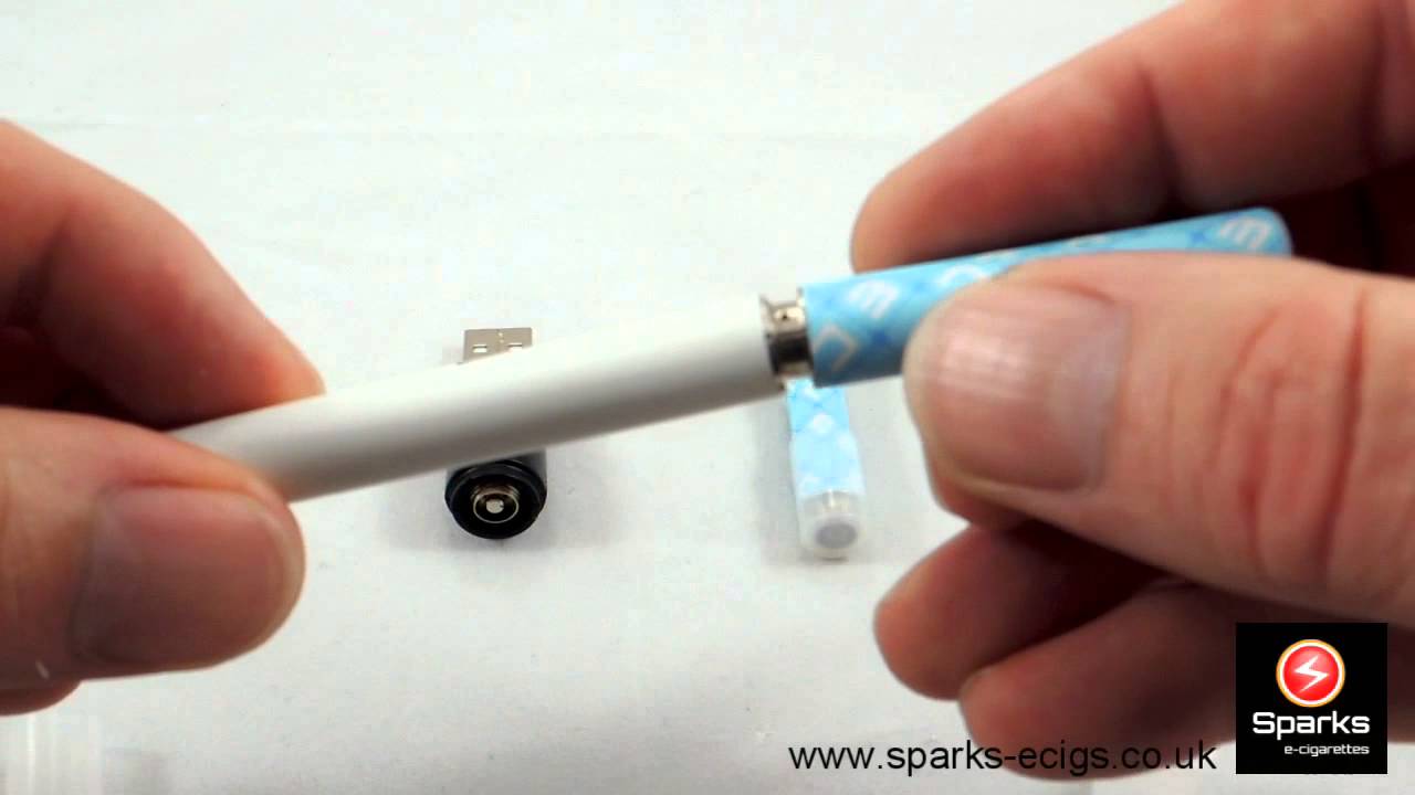 How to attach the cartomizer to the rechargeable battery