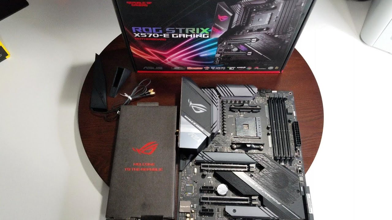Распаковка Asus Rog Strix X570 e Gaming, установка M.2, обзор и быстрый обзор цветов MB