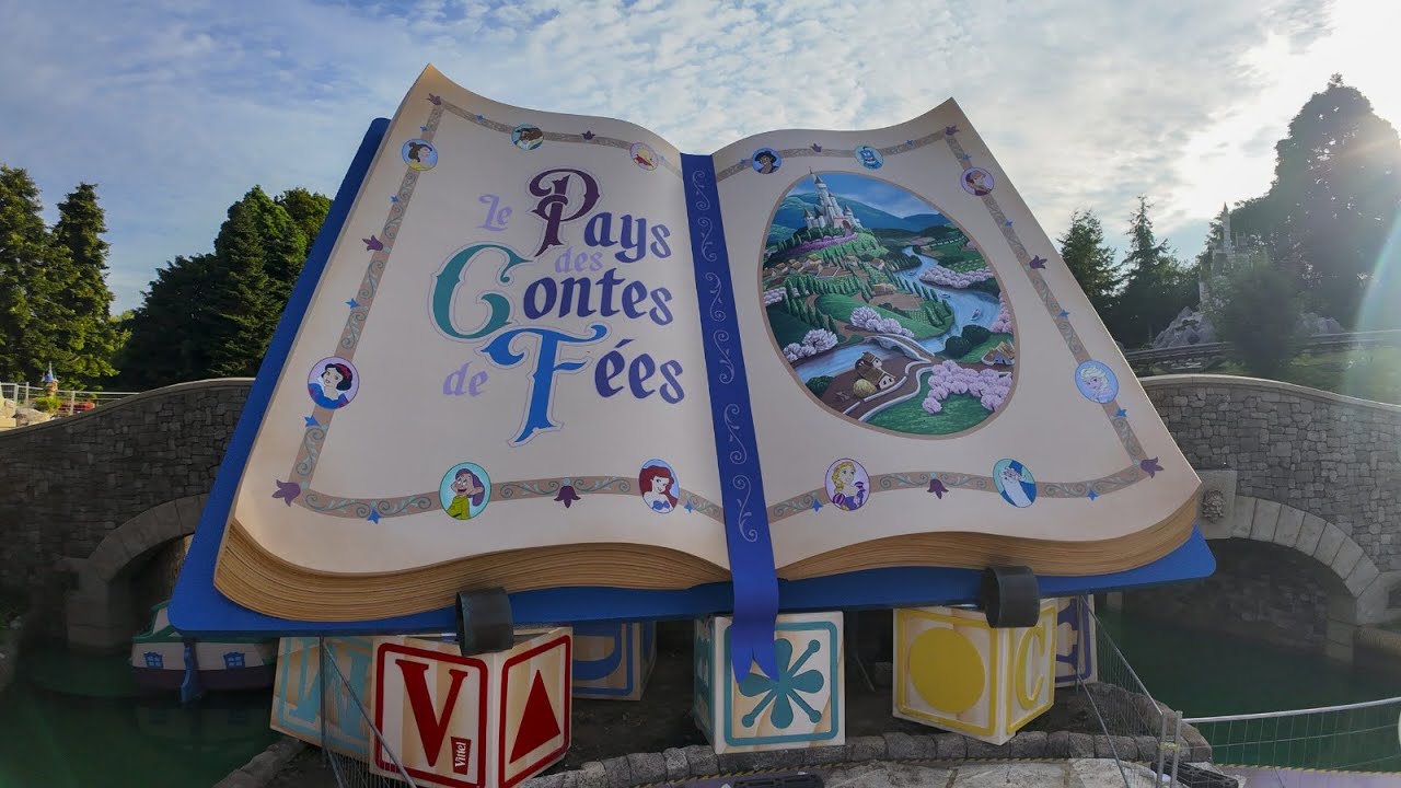 Le Pays des Contes de Fées - Disneyland Paris in November 2024