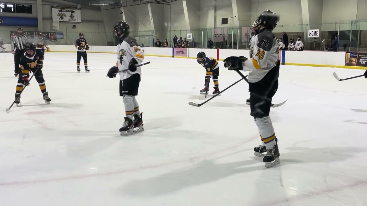 Bantam 25-26 Adams vs. Outlaws 2 Period 3
