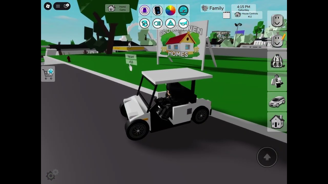 Robbing a random house in Brookhaven in Roblox but I ran into online daters 😭🙏 ( am traumatized…)￼