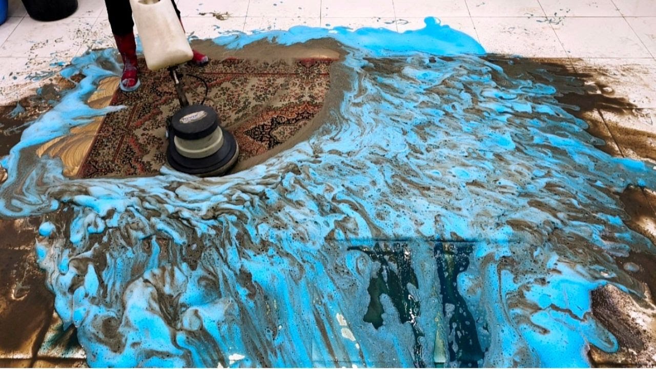 The percious Turkish carpet has been completely renewed!