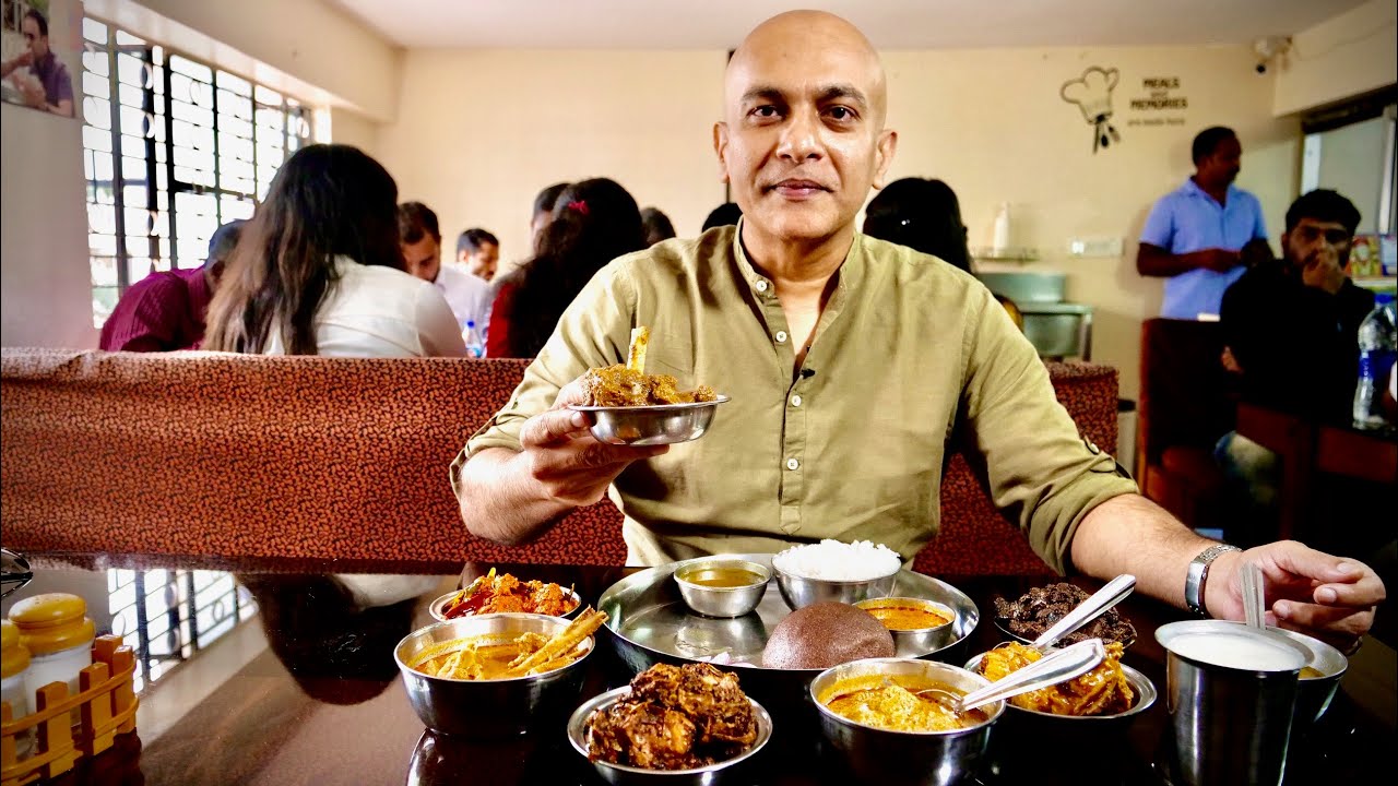 MARATHA STYLE NON VEGETARIAN Food | MARATA DARSHAN | Naati Koli Saaru, Mutton Chops & More!