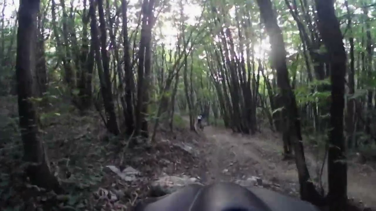 SENTIERO CHE DALLA CROCE DEI MORTI TI PORTA IN MARESANA