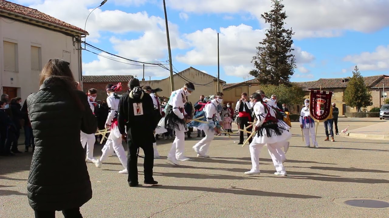 Villamandos (León). Danza de paloteo (5-2-2022) I