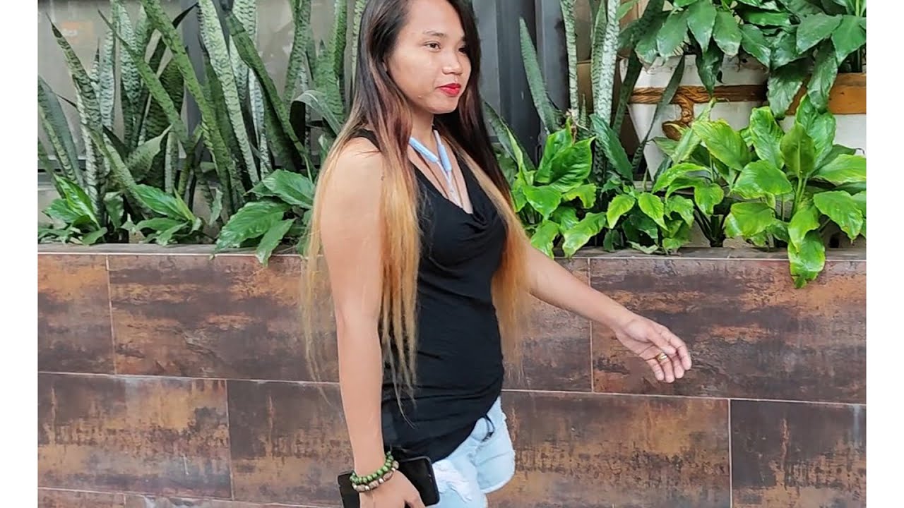 Hot girl is humbled by barber shop shearing