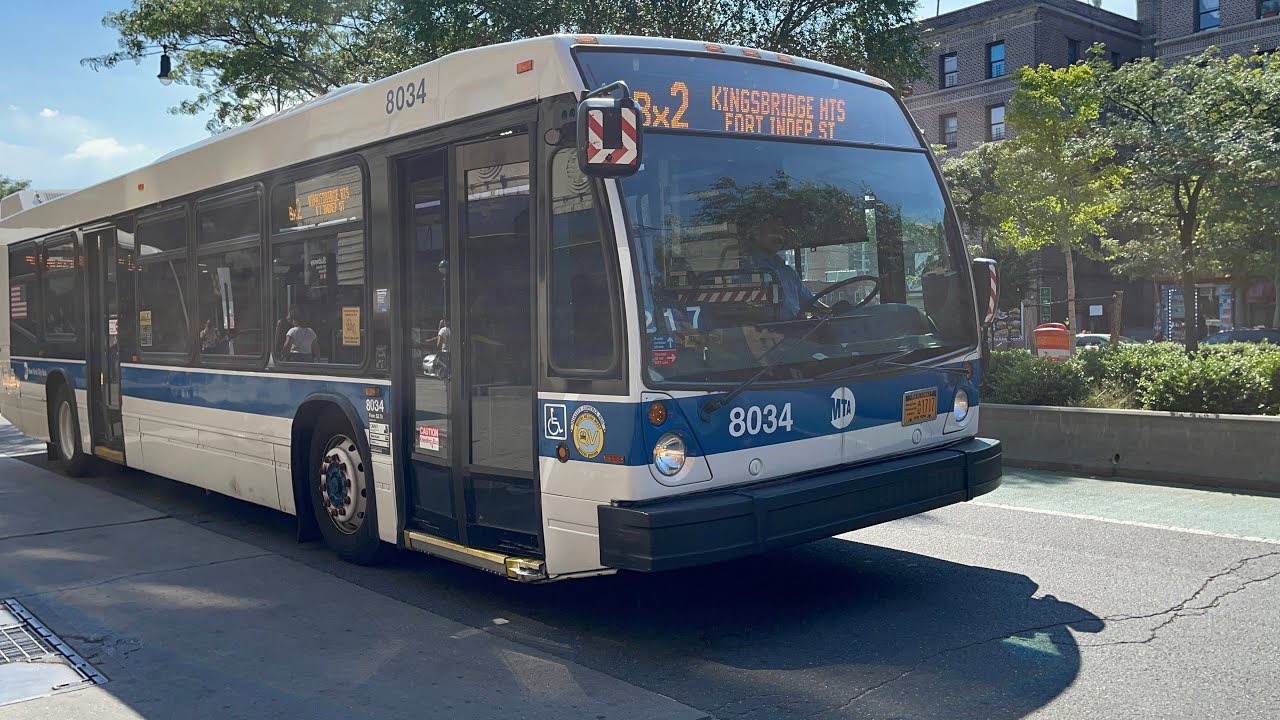 MTA Special | 2011 Queens Village LFS on the Bx2 At E 167 Street & Grand Concourse
