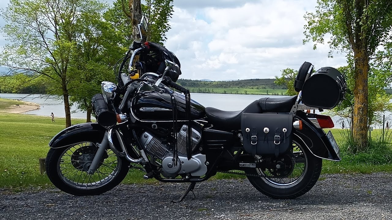 Ruta con Honda Shadow 125 por el pantano #custom #hondashadow #custom125