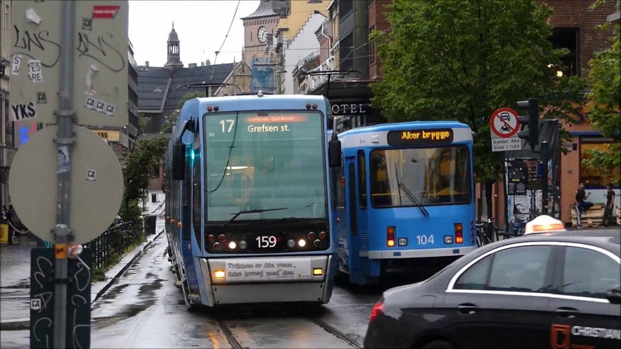 Trams at Brugata    Trikker på Brugata
