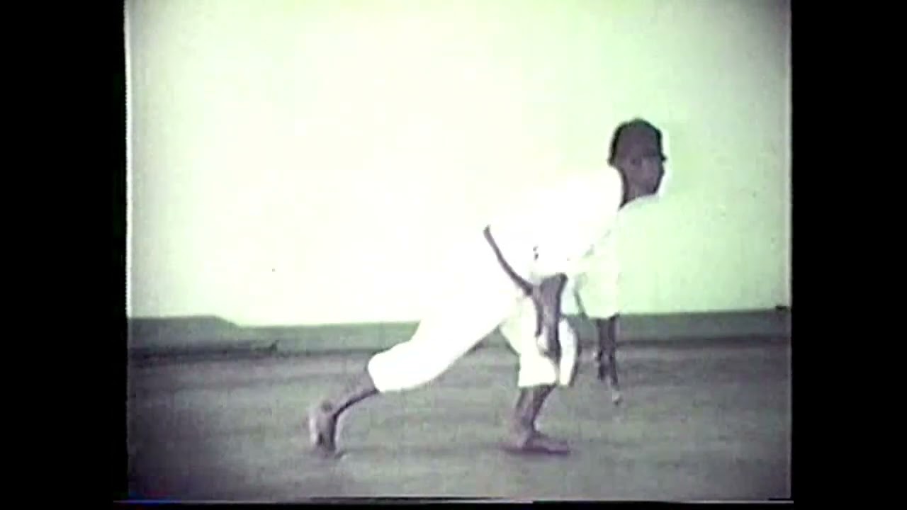 Grandmaster Tatsuo Shimabuku "Kusanku Sai Kata"