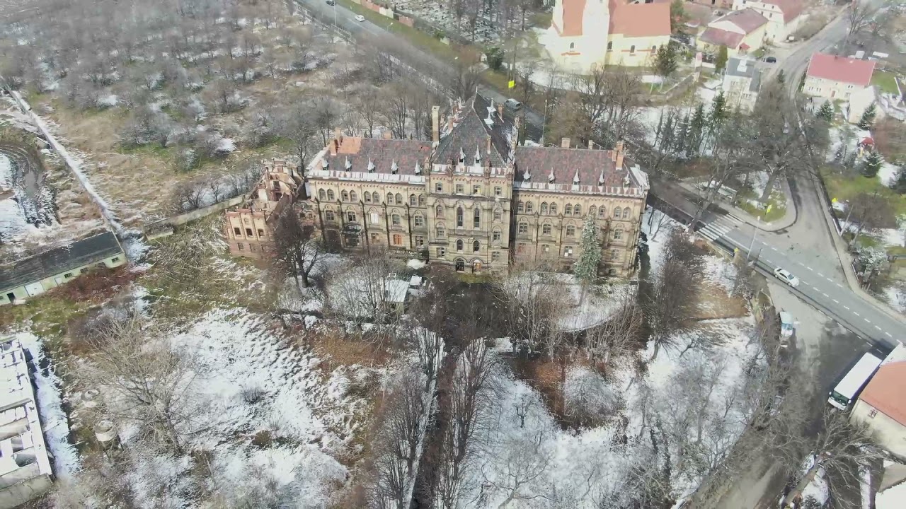 Mokrzesz&oacute;w-Pałac 2021-03-20    #dronstudio  #Mokrzesz&oacute;wzamek