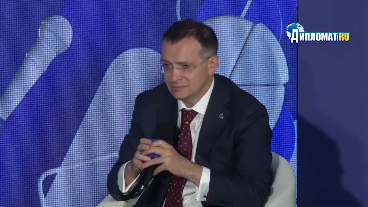 «Медведь вышел на нас на Камчатке»: откровение Владимира Мединского о самом красивом месте России