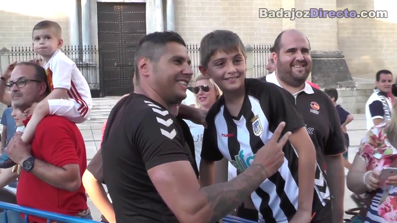 Celebración del Ascenso del CD Badajoz a Segunda B (Parte 2)