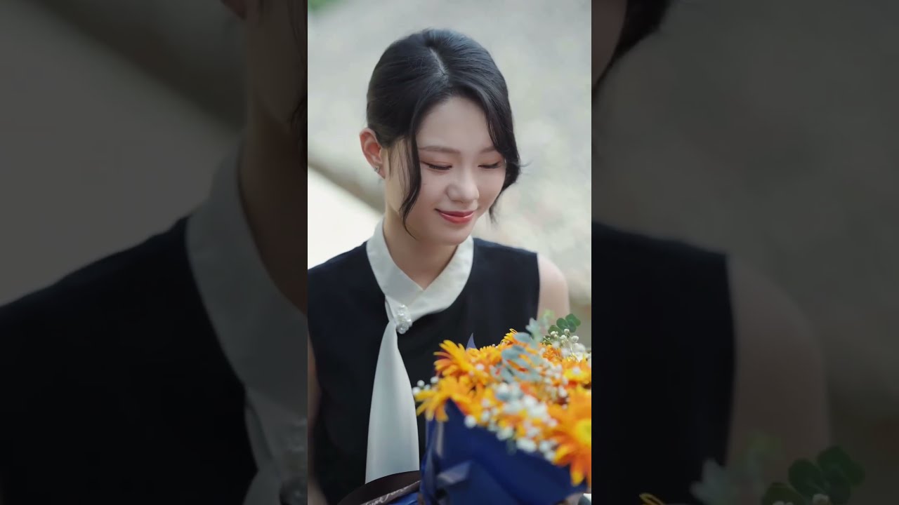 Gadis dikurung di lemari oleh orang tua 20thn,tak ada yang care, malam itu mereka dengar ia menangis