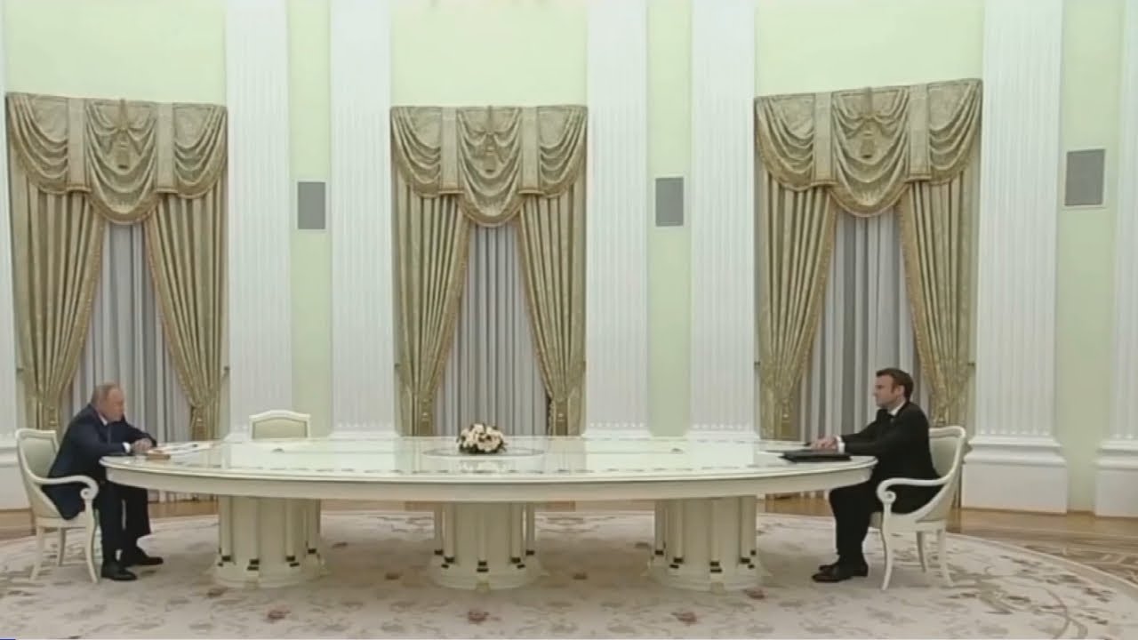 Putin and Macron took social distancing to the &lsquo;next level&rsquo; at meeting