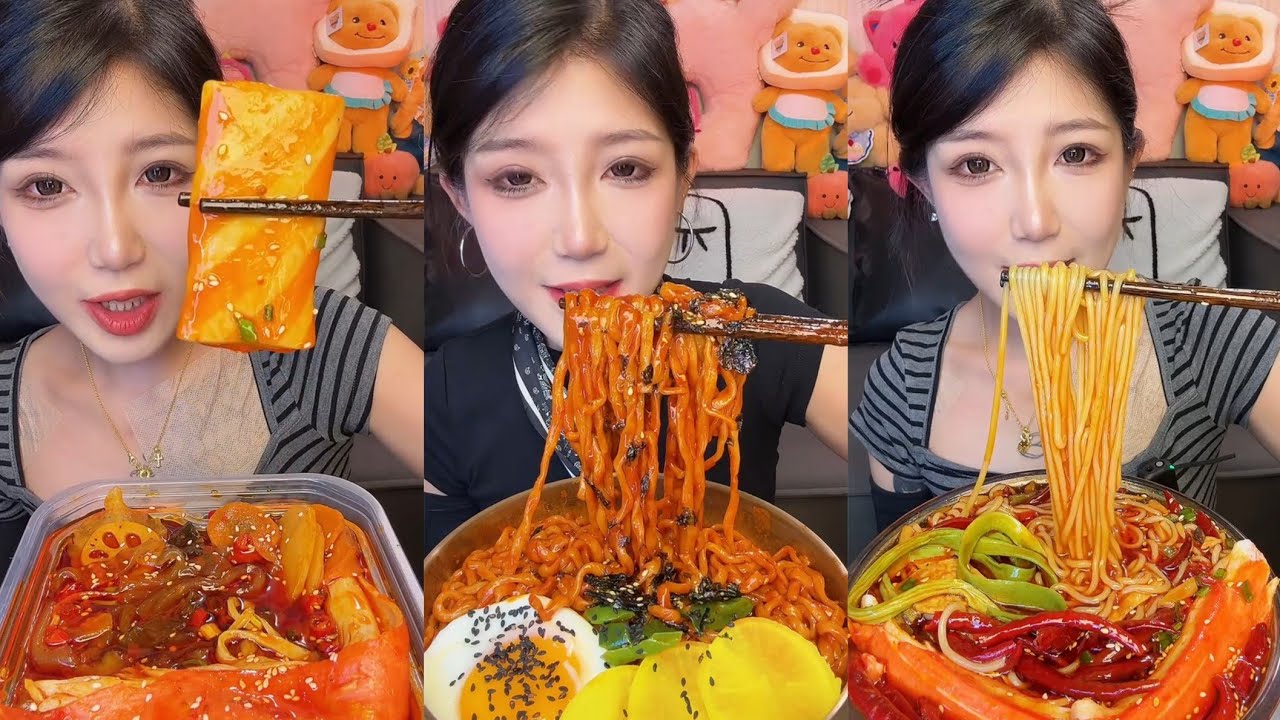 Eating spicyfood 🔥 noodle 🥵 spicy pork Chinesefood #mukbang #chinesefood #spicyfood 