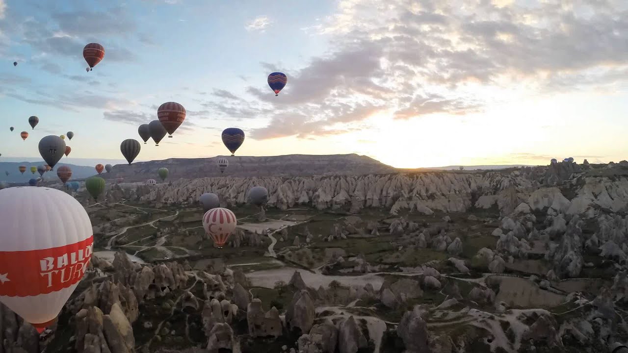 Timelapse - Balloon flight in Cappadocia / #DescoperaCappadocia - Zborul cu balonul și &icirc;mprejurimile
