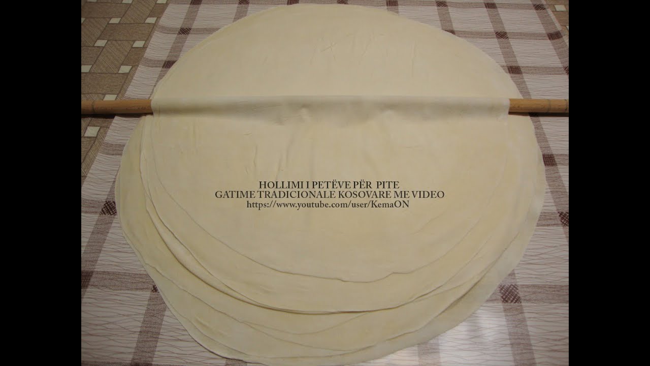 HOLLIMI I PETËVE PËR PITE