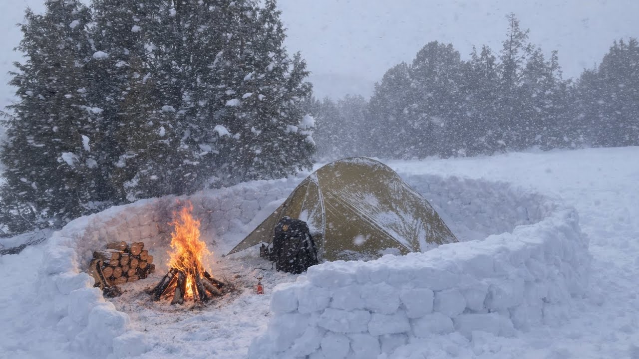 Alone in -19&deg;C Winter Storm, Blizzard & Ice | 3 Days Extreme Survival Camping