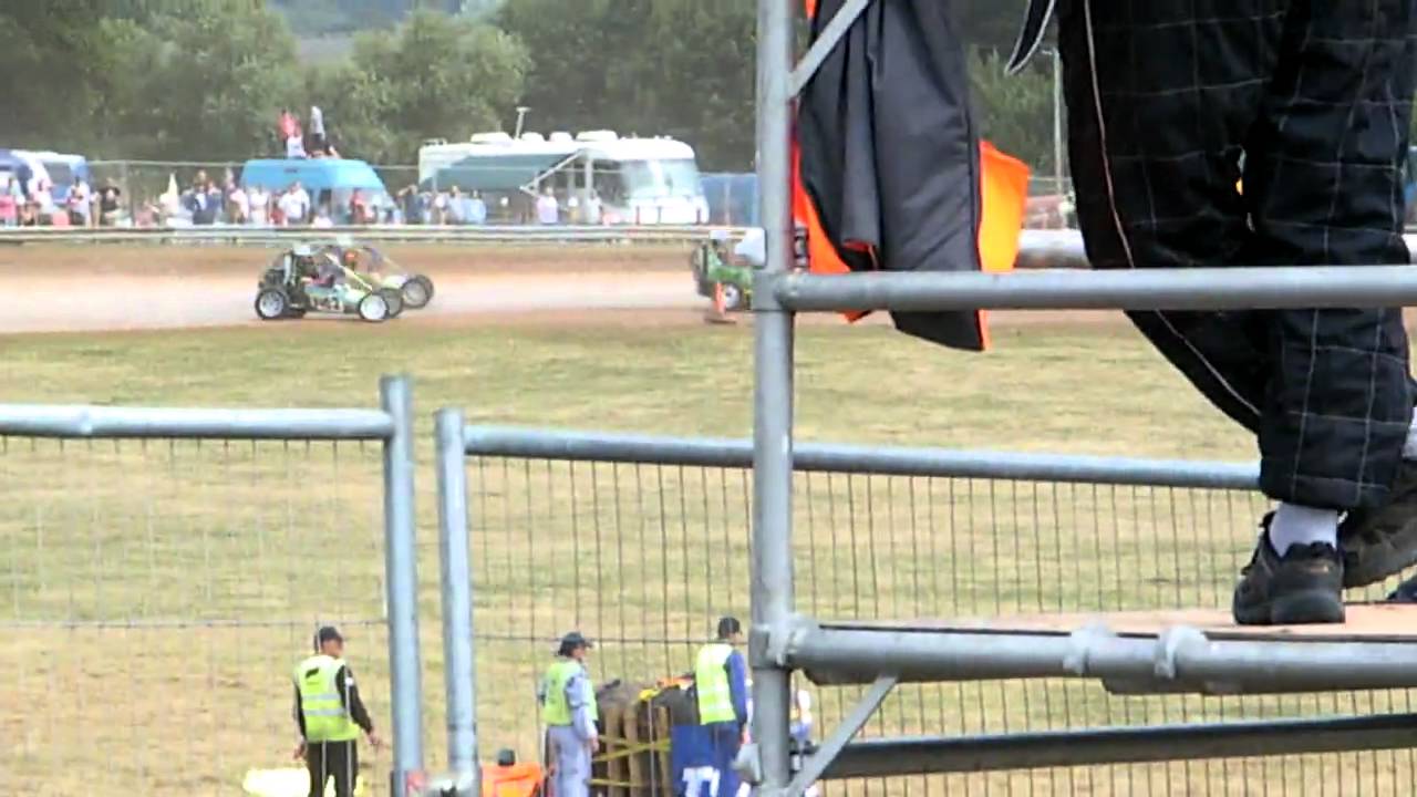 Class 10 Final - Autograss Nationals 2010 (6)