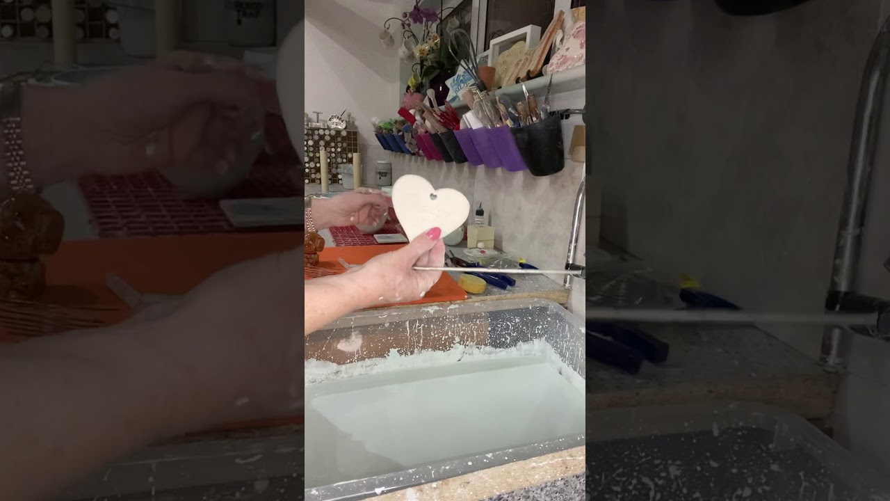 How to dip glaze pottery and stilting   dry footing tips