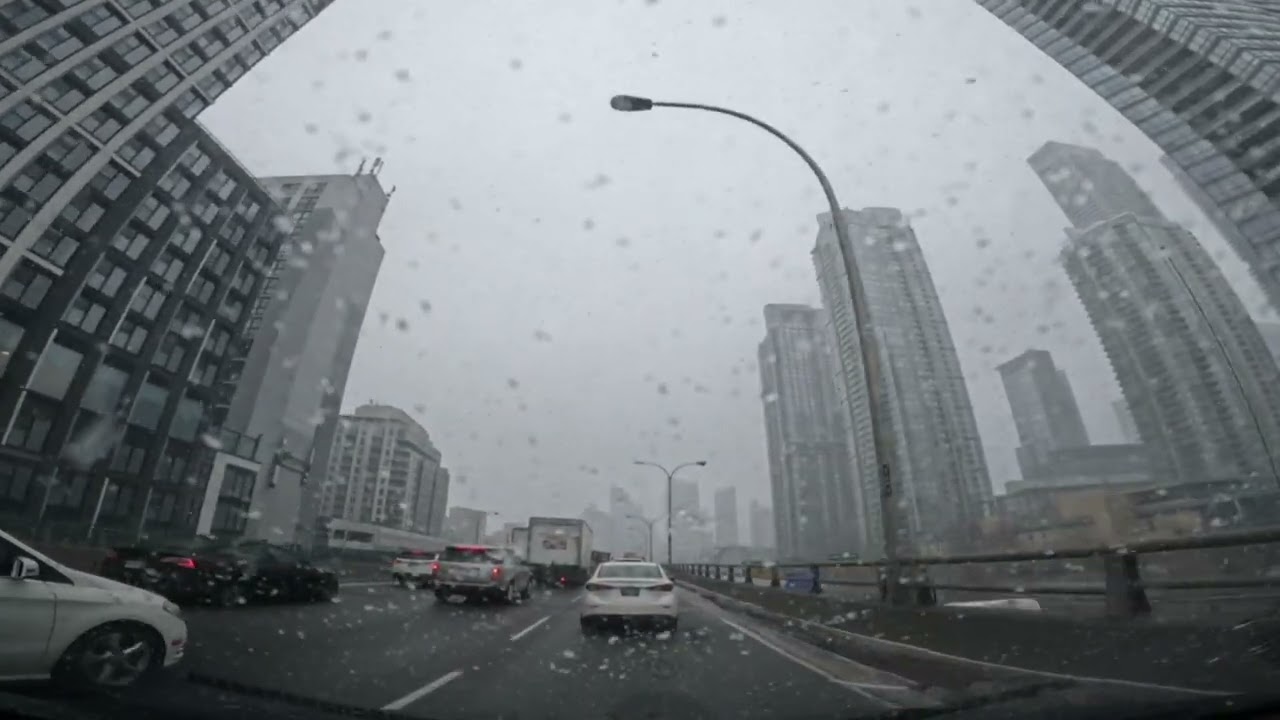 Driving 🚗Tour to Pearson Airport ✈️ Toronto from Downtown.