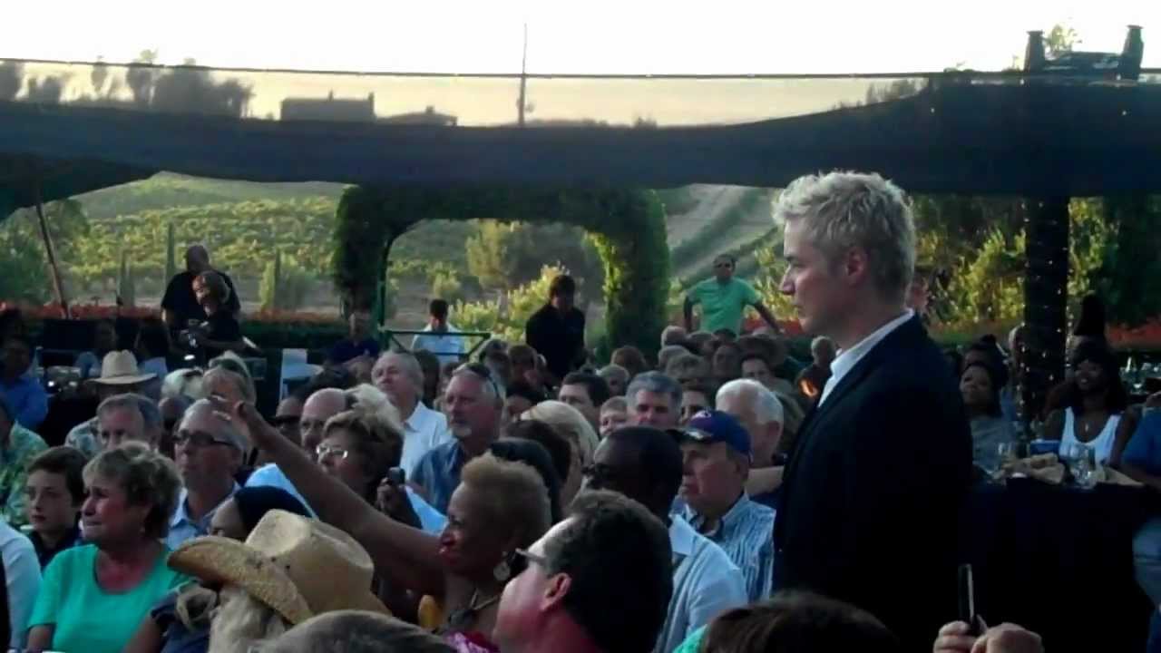 Chris Botti and Lisa Fischer Perform 