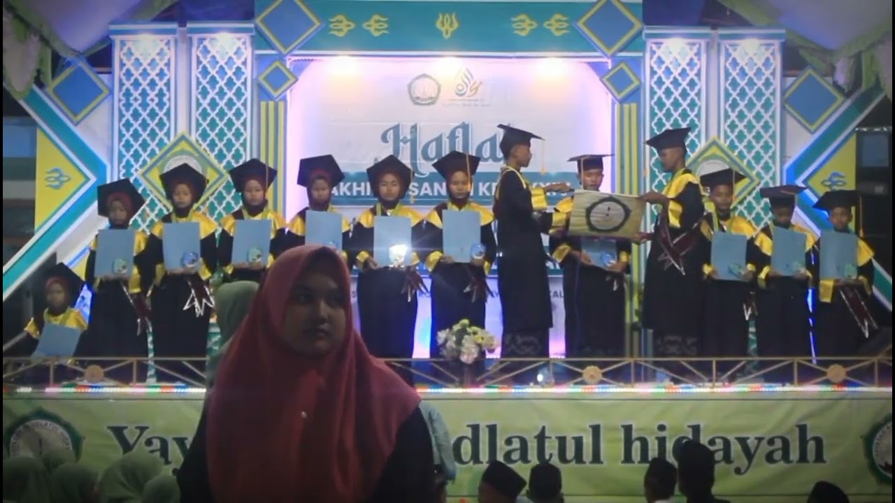 PROSESI WISUDA | MADRASAH RAUDLATUL HIDAYAH ANGKATAN 2025-2026 M