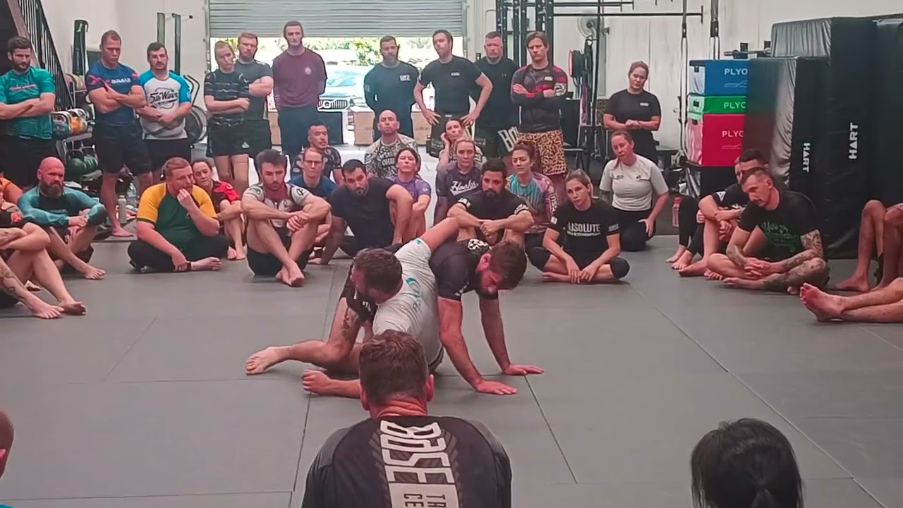 Craig Jones Seminar Part 2 - Octopus Half Guard Sweep.
